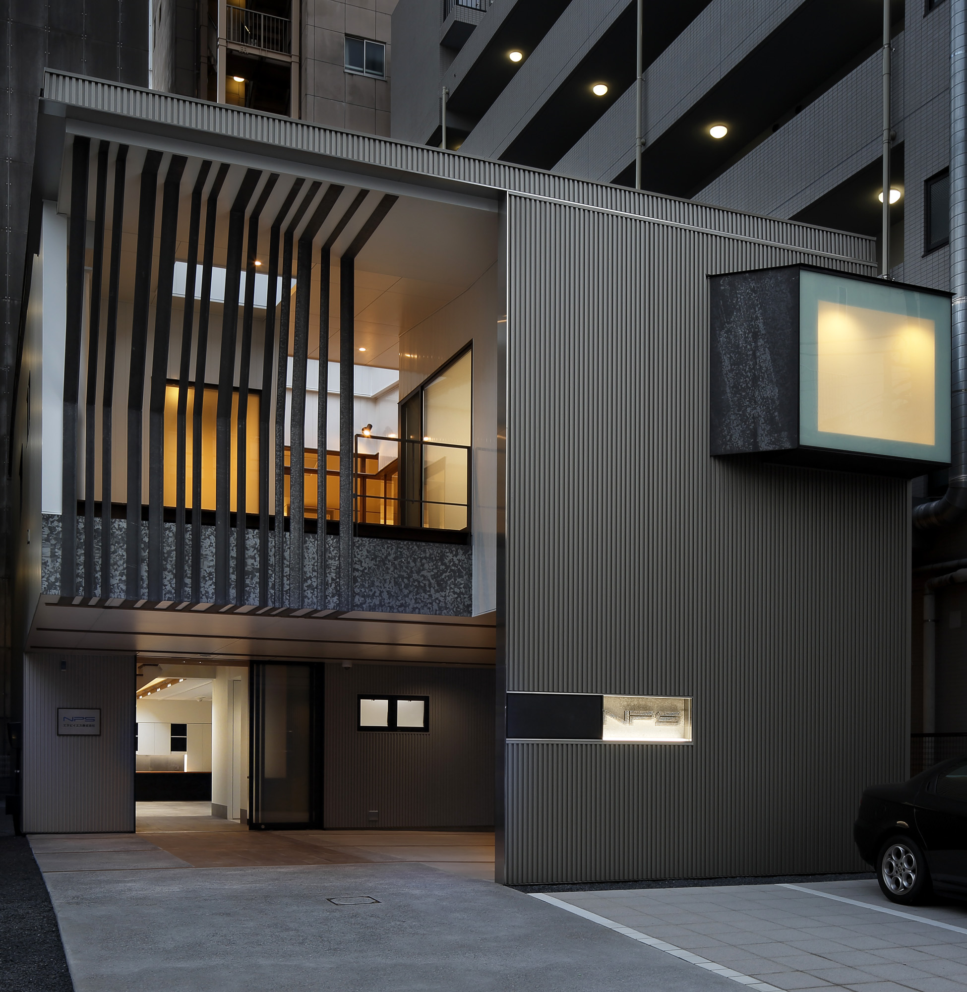 正方形2個分480×240